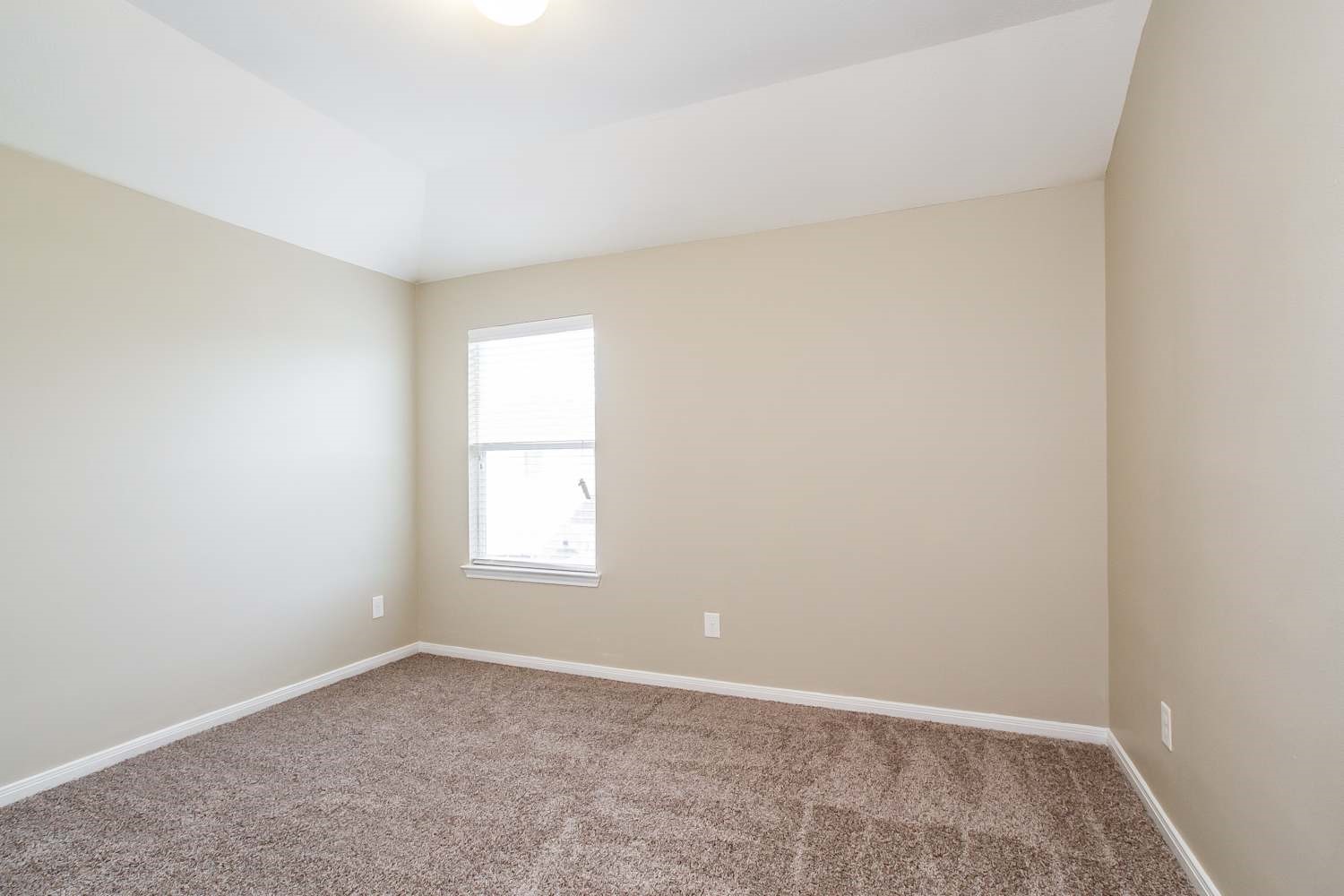 1010 Doubletree Glen Drive Property Photo 12