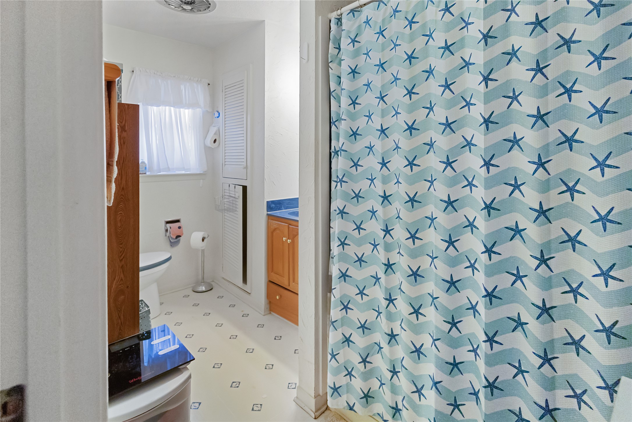 1021 West Drive Property Photo 9