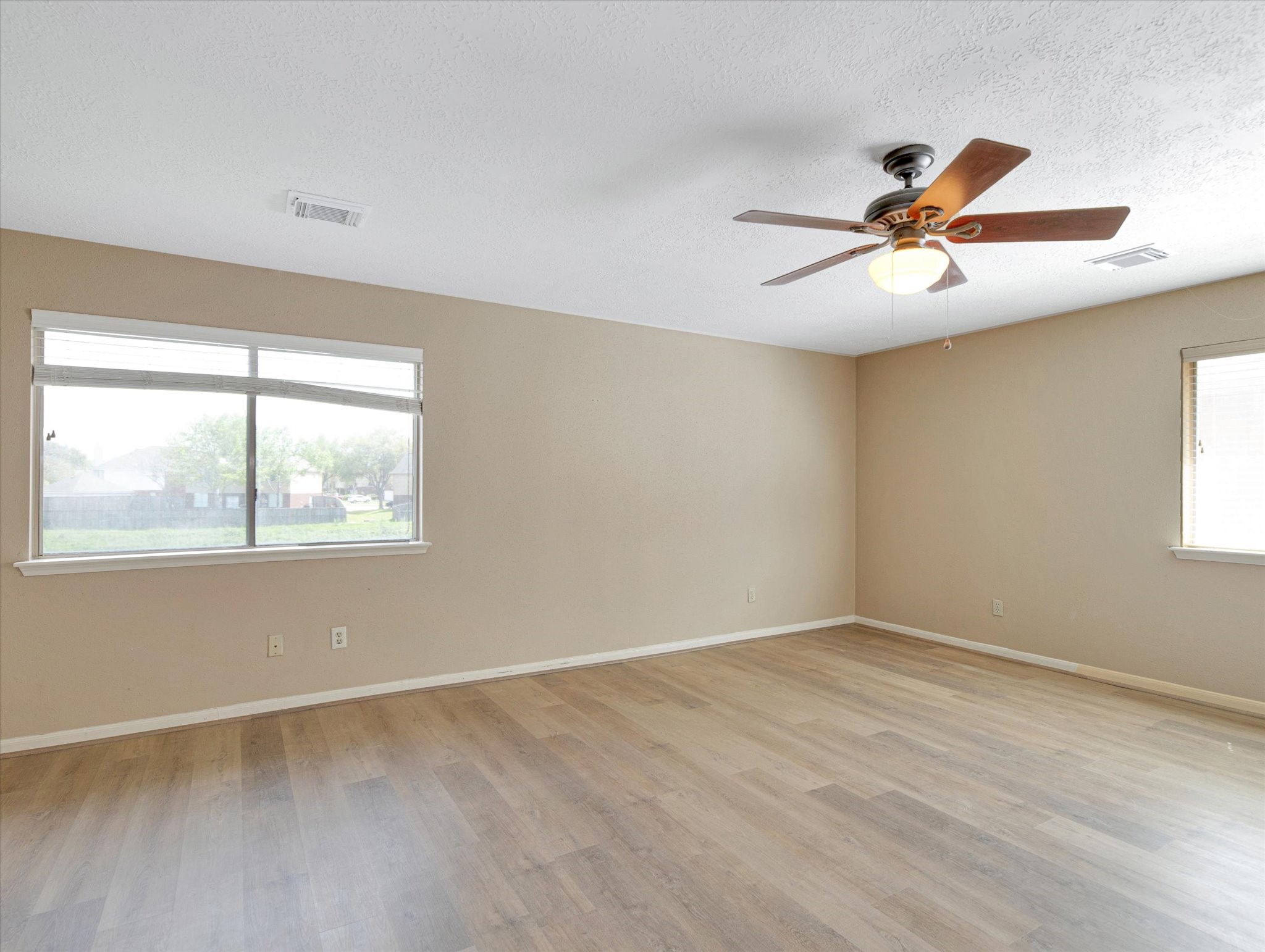 16423 Ash Point Lane Property Photo 36