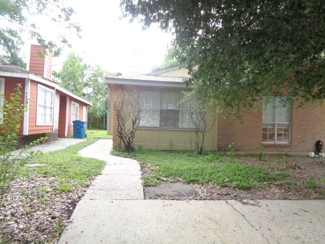 5531 Farley Drive B Property Photo 1