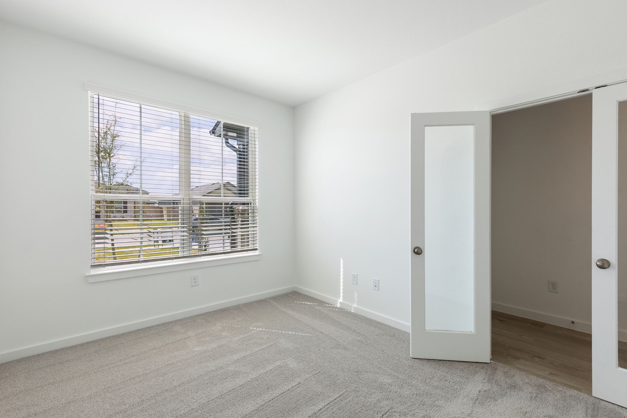 414 Ruby Ford Drive Property Photo 4