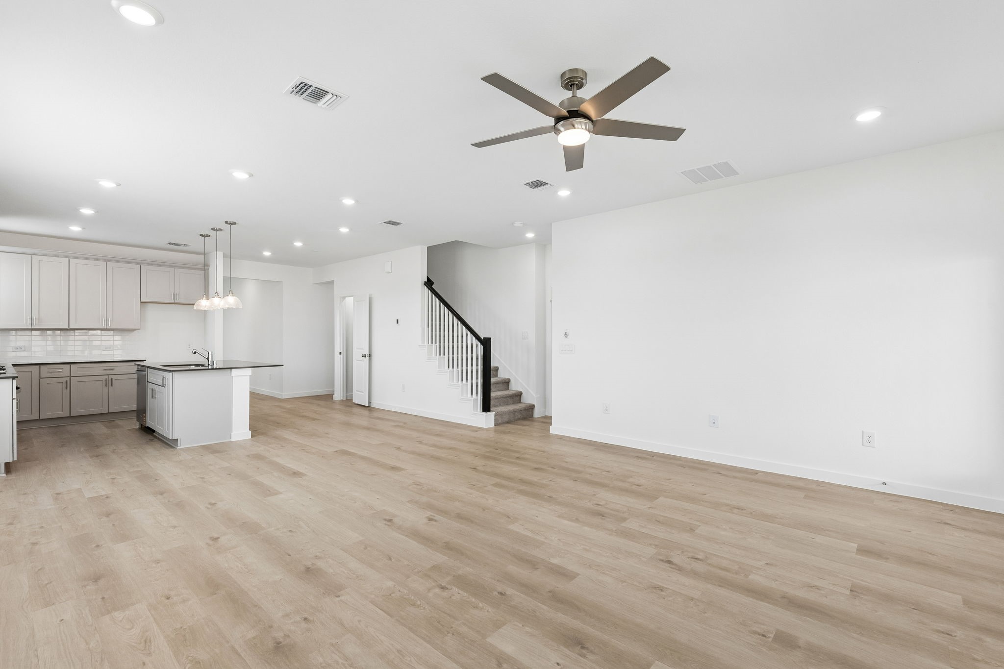 414 Ruby Ford Drive Property Photo 11