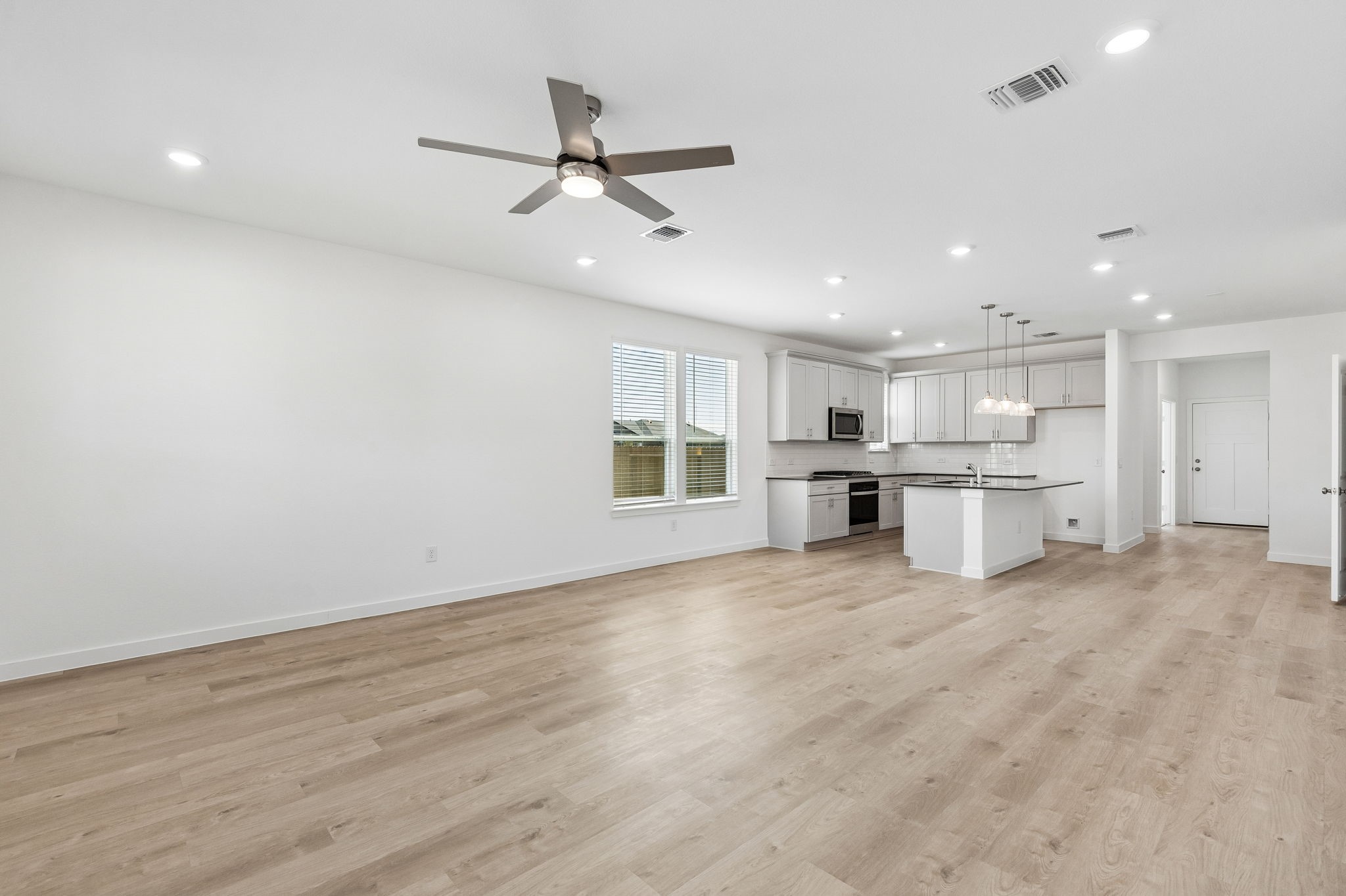414 Ruby Ford Drive Property Photo 12