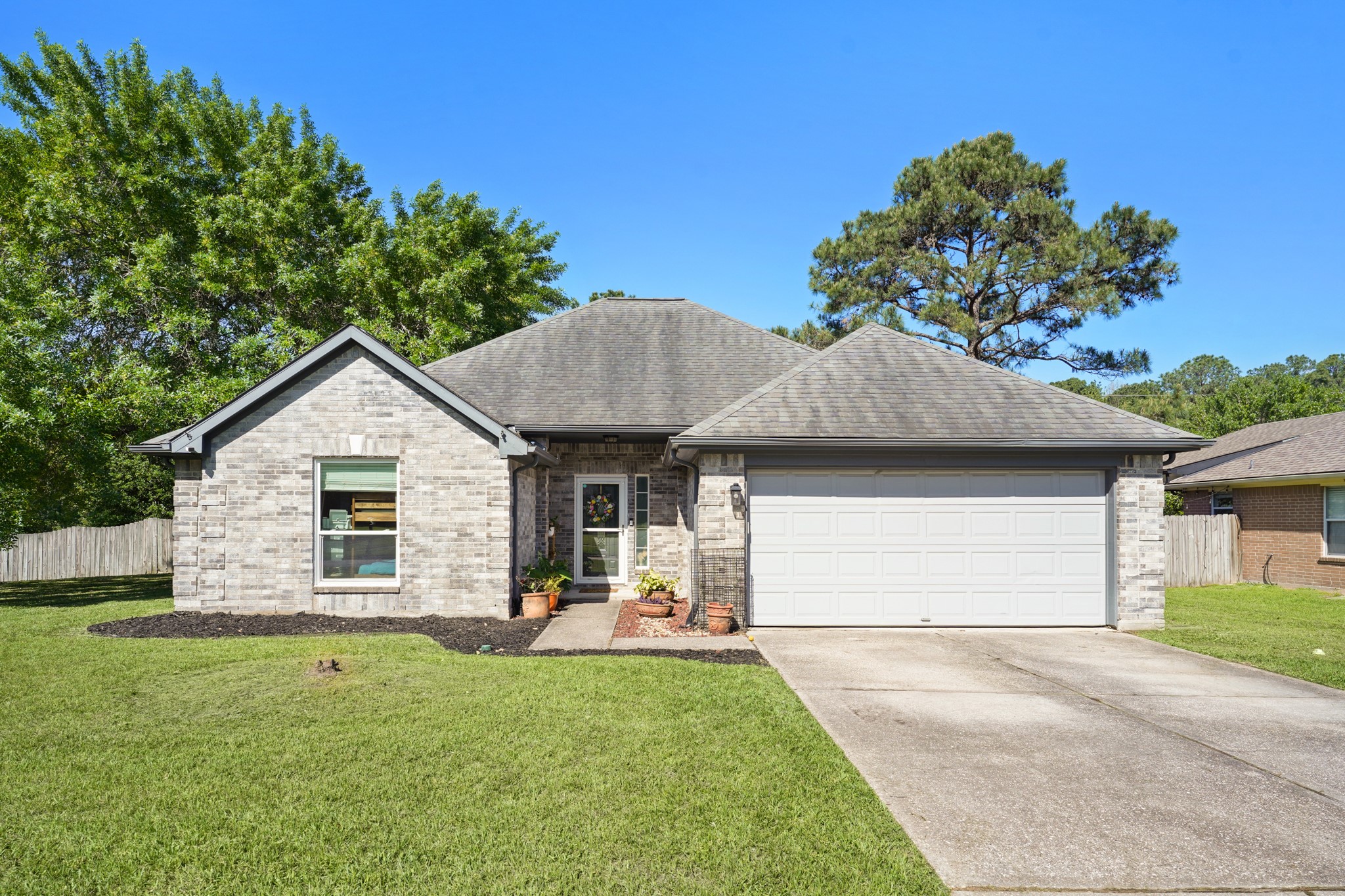 19403 Flaxwood Drive Property Photo