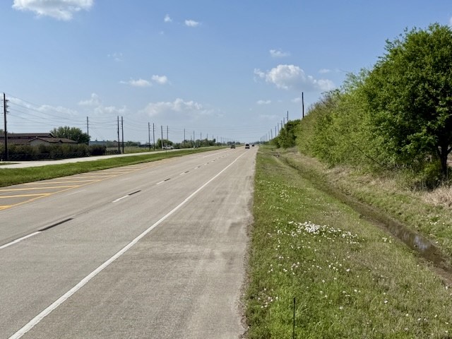 00 Tx Spur-10 Road Property Photo 4