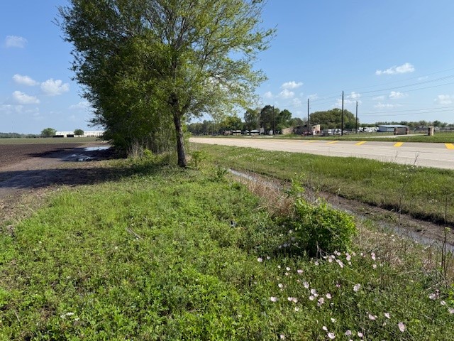 00 Tx Spur-10 Road Property Photo 8