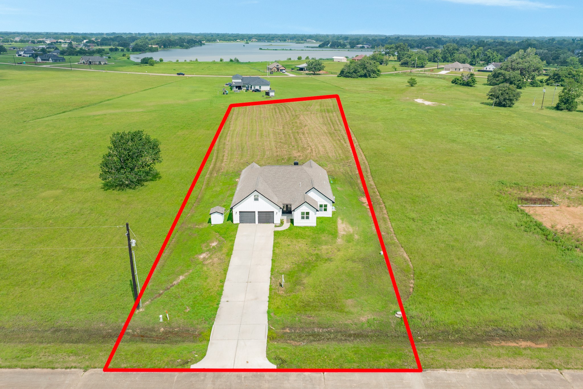 302 Colt Trail Property Photo 28
