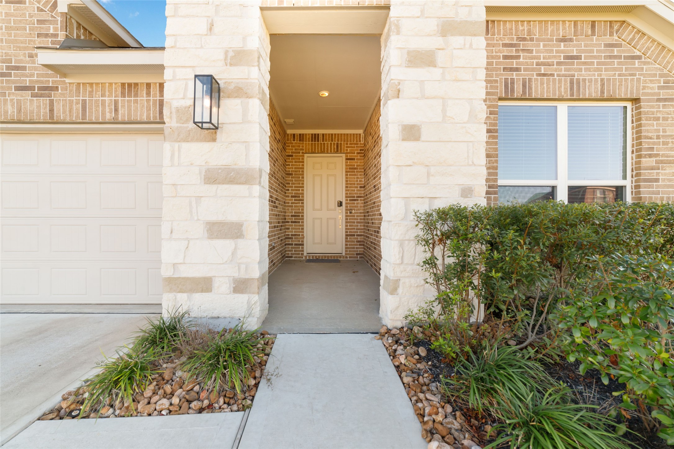 1500 Dawn Harbor Drive Property Photo 4