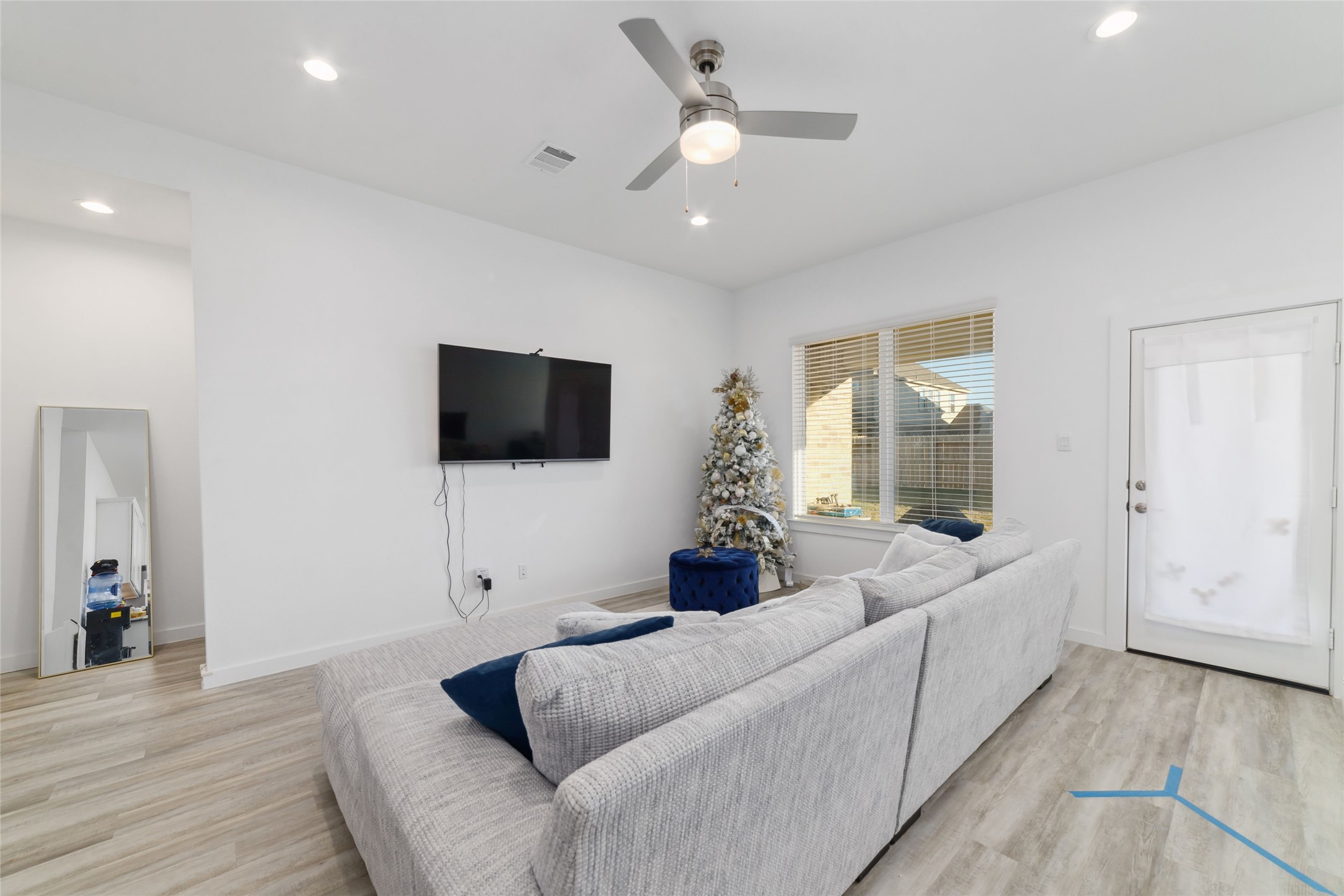 1500 Dawn Harbor Drive Property Photo 11