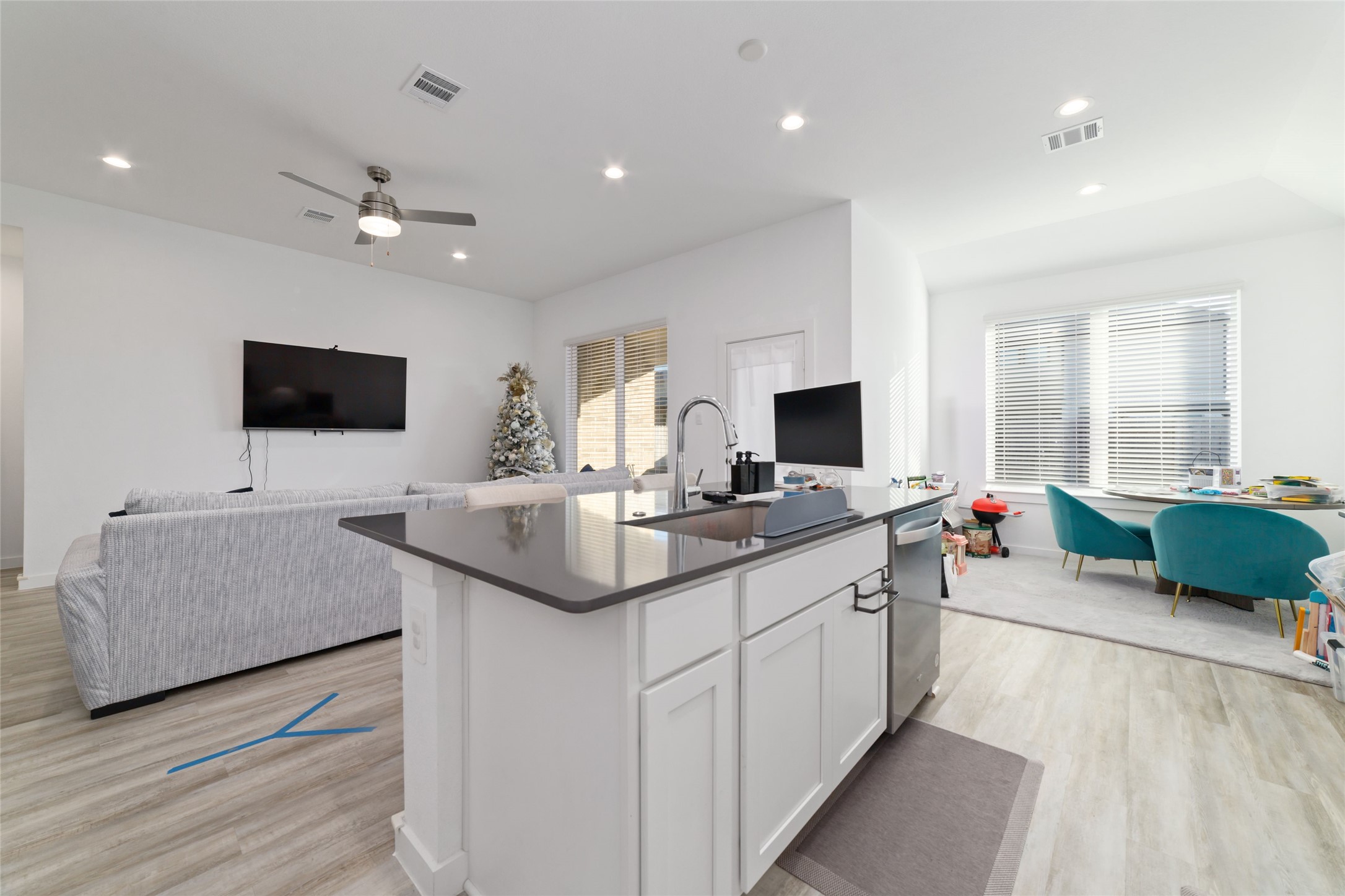 1500 Dawn Harbor Drive Property Photo 17