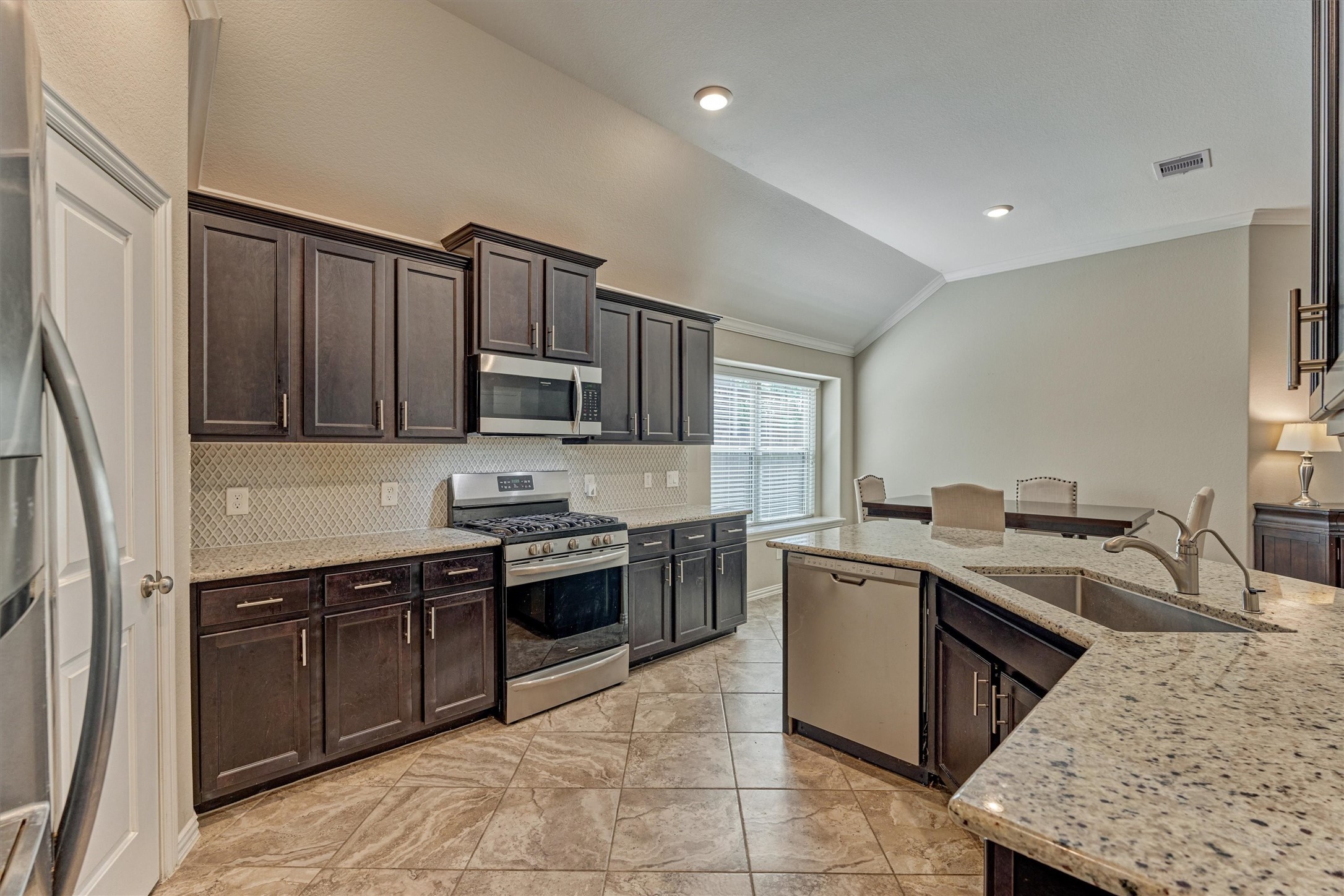 31565 Timber Grove Lane Property Photo 4