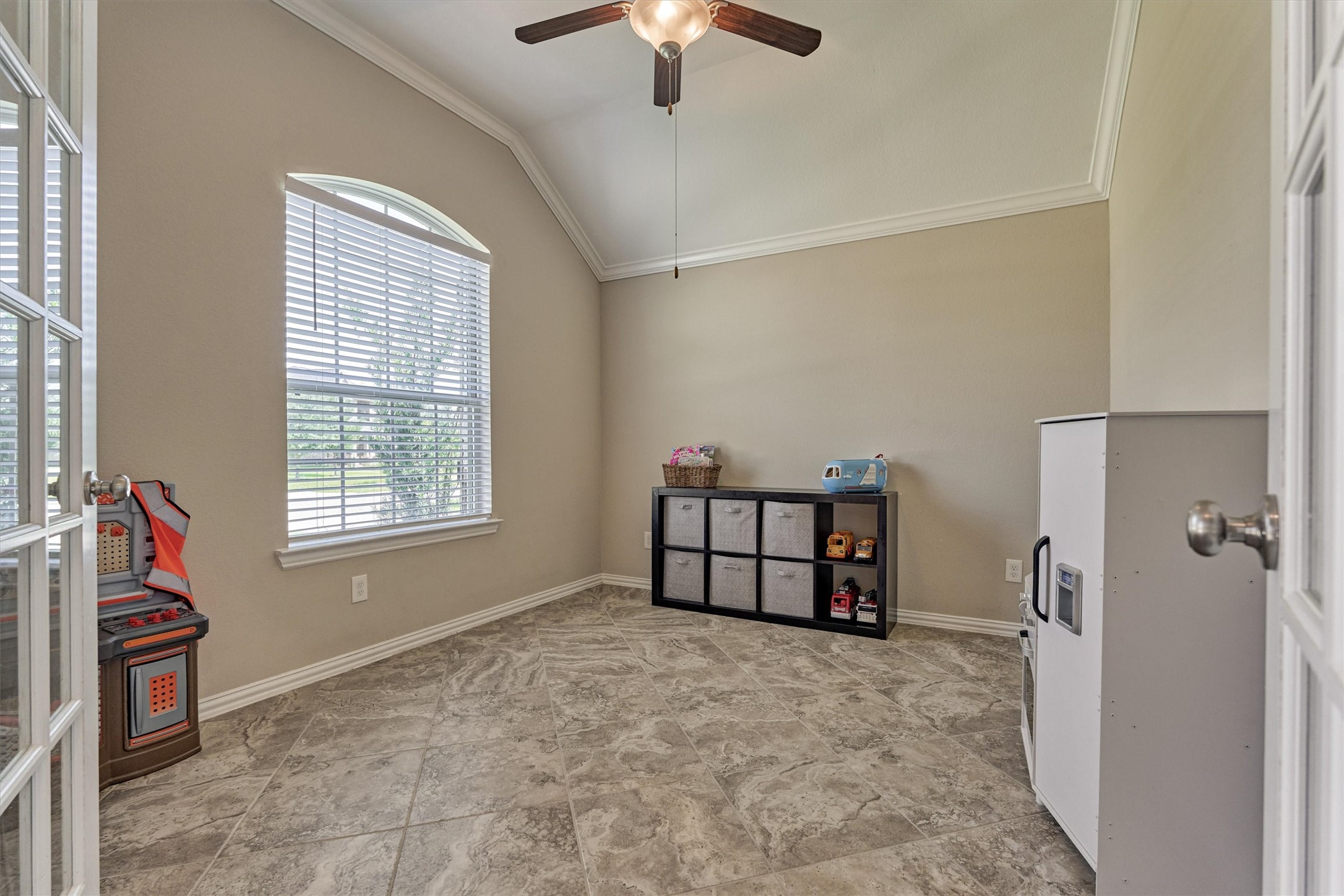 31565 Timber Grove Lane Property Photo 9