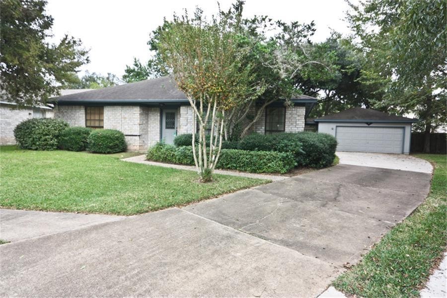 1206 Carriage Drive Property Photo