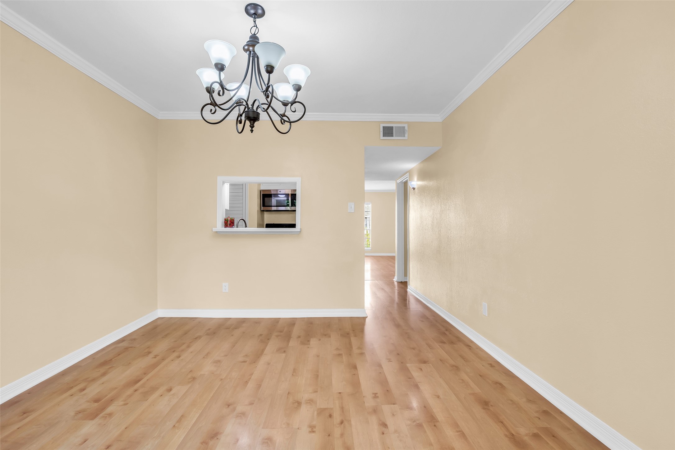 1800 Stoney Brook Drive 205 Property Photo 13