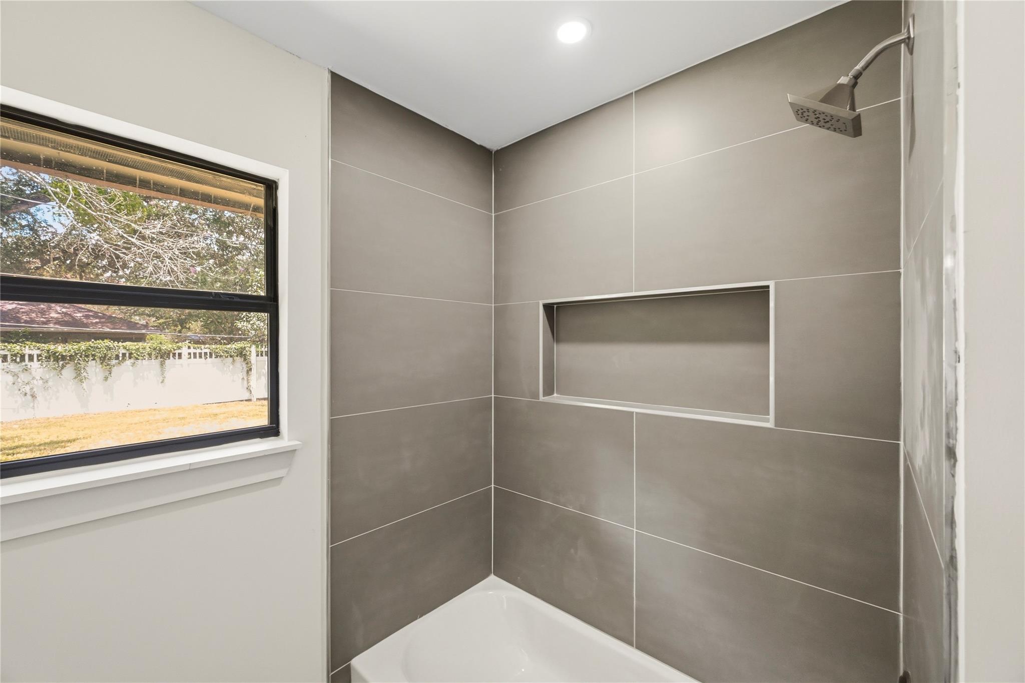5322 Briarbend Drive Property Photo 44