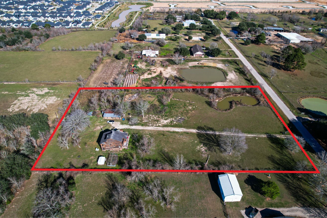 6250 N Mallard Drive Property Photo 17
