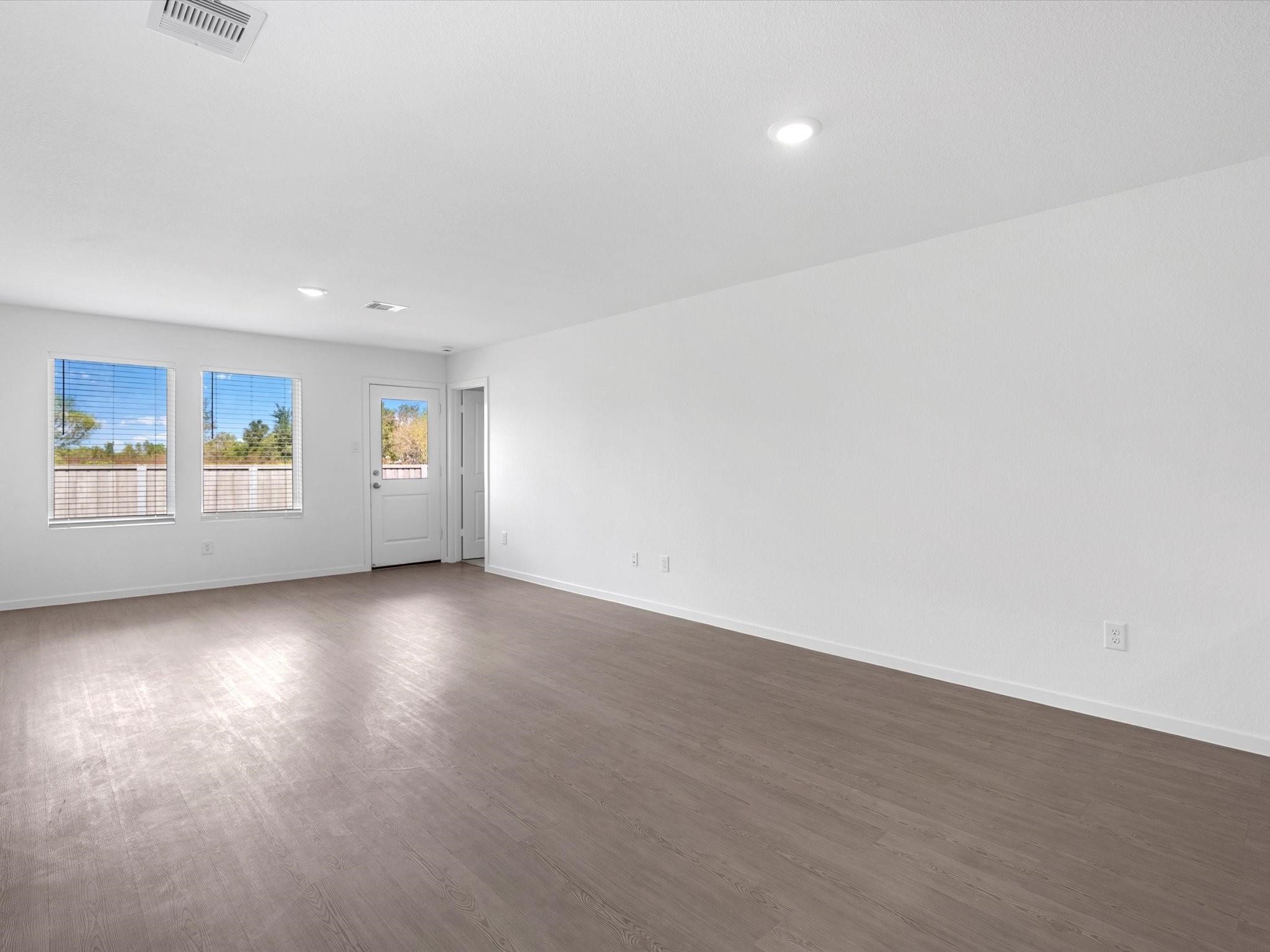 28727 Texas Plains Drive Property Photo 4