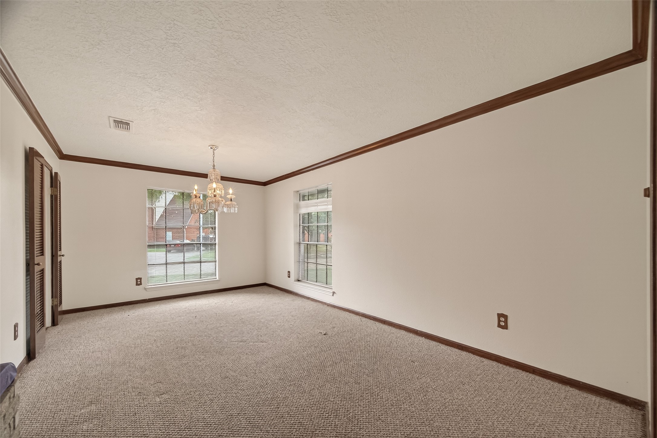12835 Woodlite Lane Property Photo 5