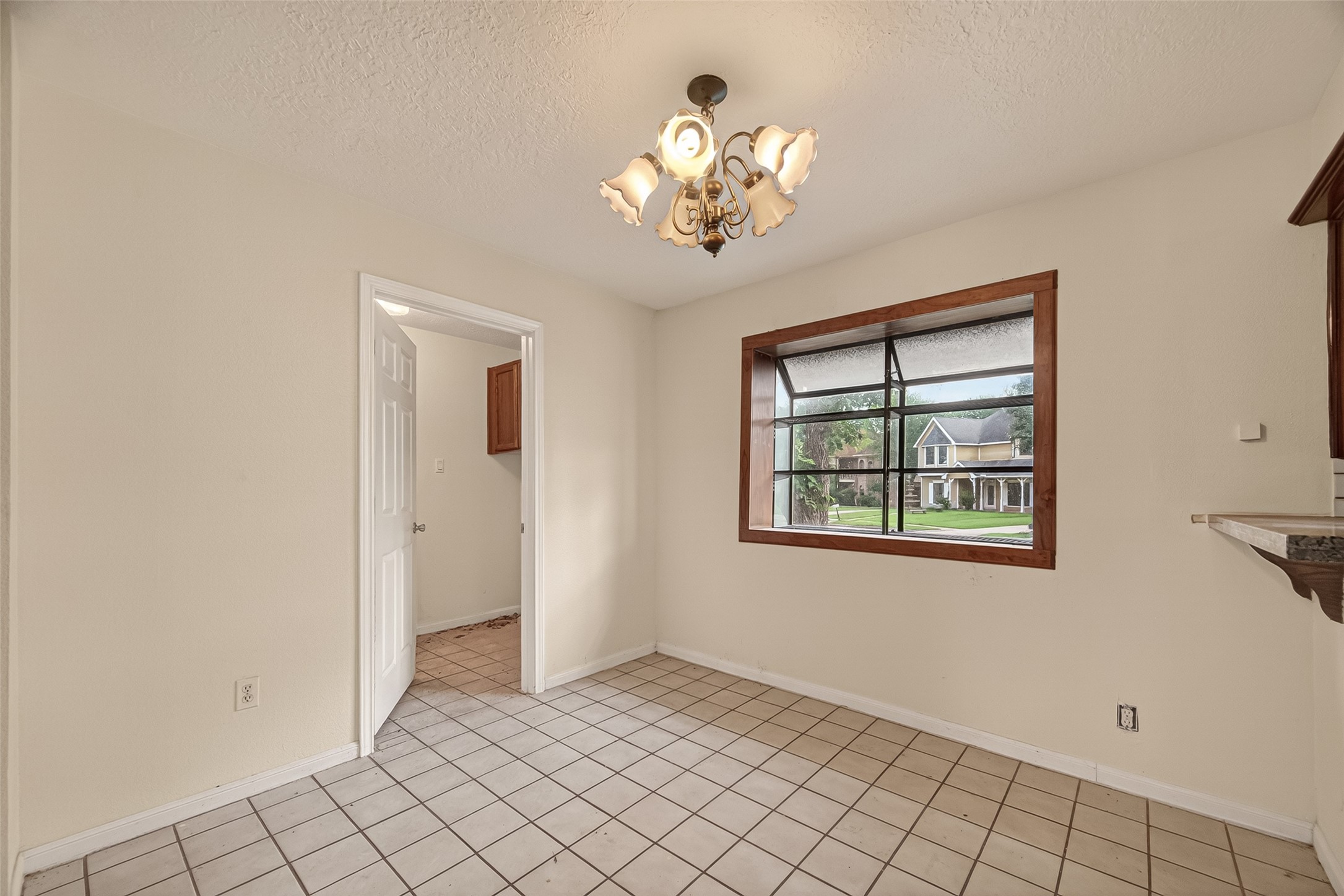12835 Woodlite Lane Property Photo 12