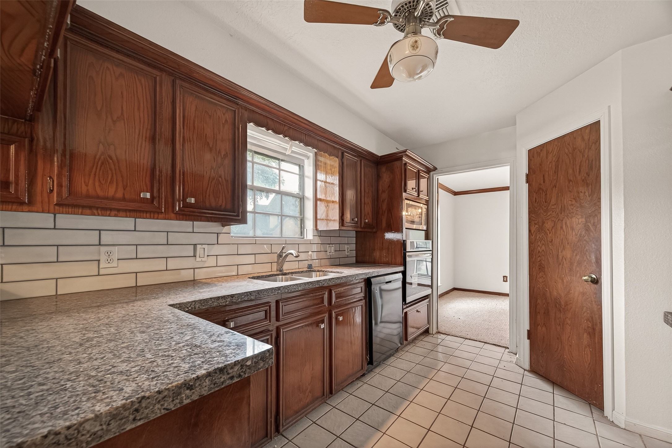12835 Woodlite Lane Property Photo 18