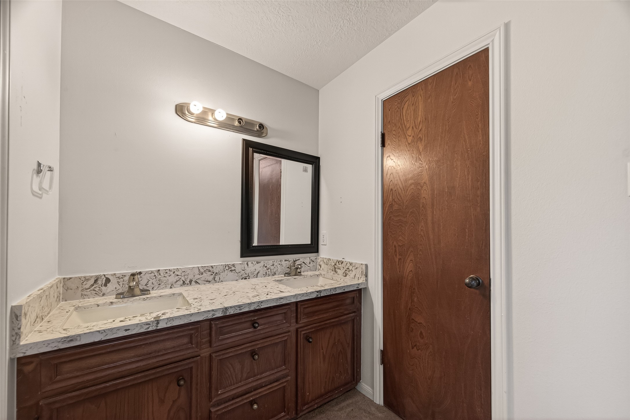 12835 Woodlite Lane Property Photo 31