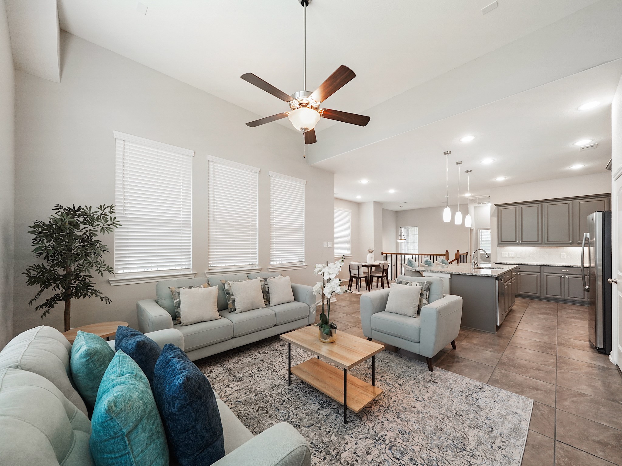 18438 Jasmine Garden Place Property Photo 6