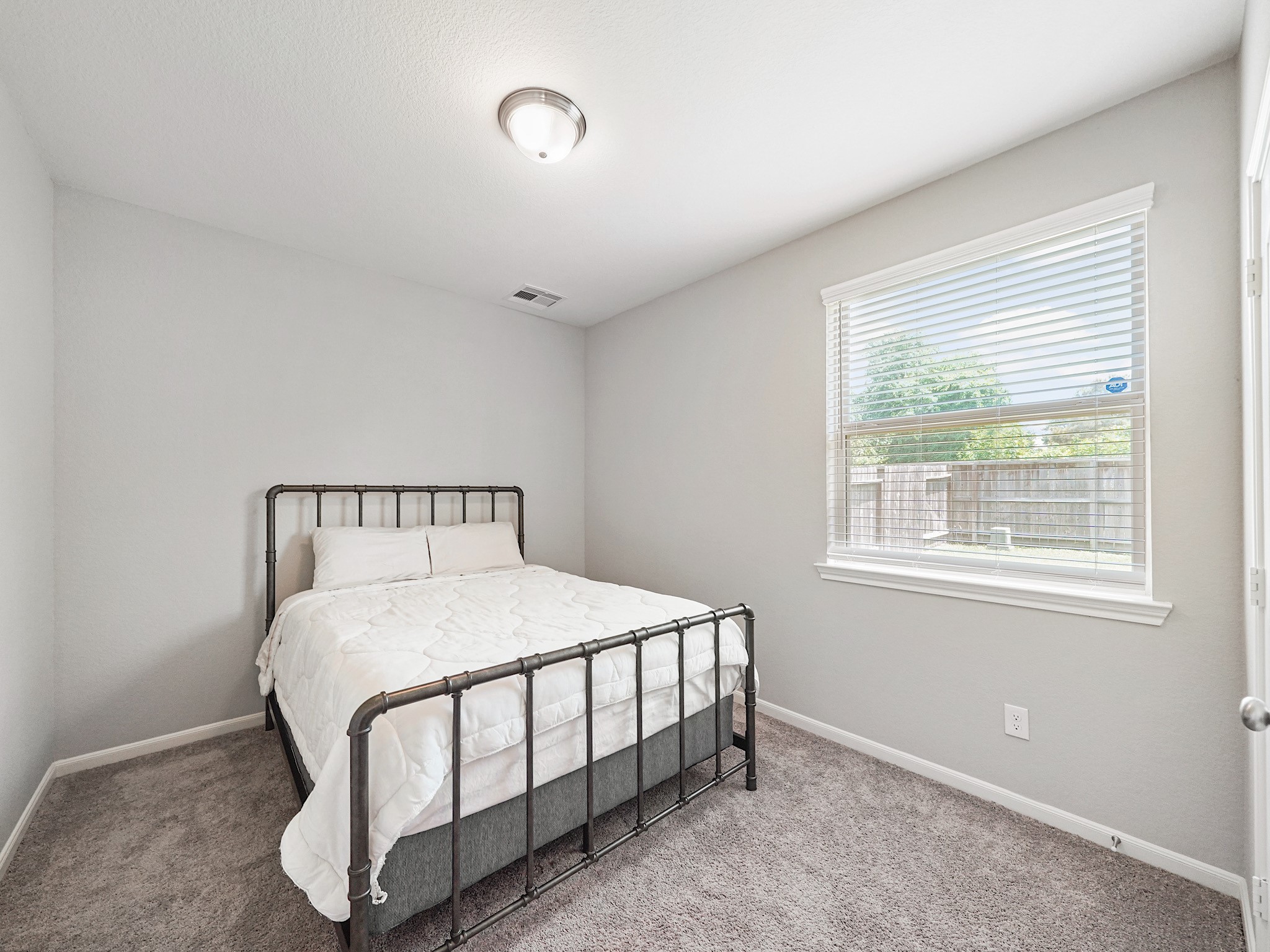 18438 Jasmine Garden Place Property Photo 16