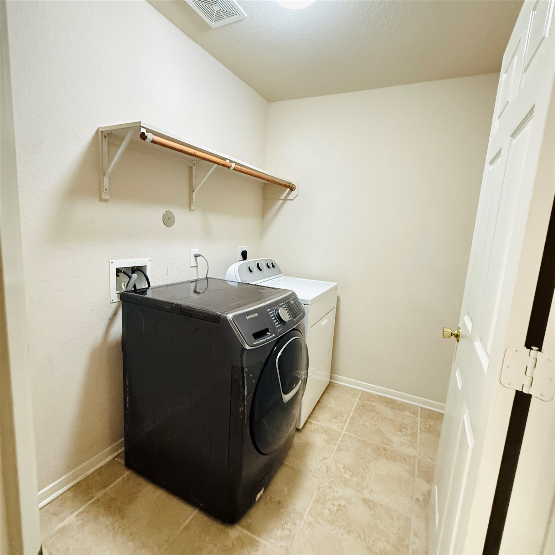 19130 Clevera Walk Lane Property Photo 15