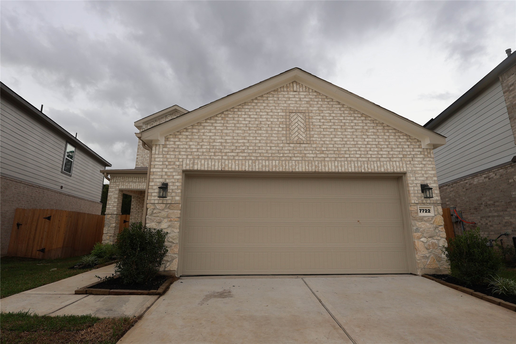 7722 Bergamot Cir Property Photo 1