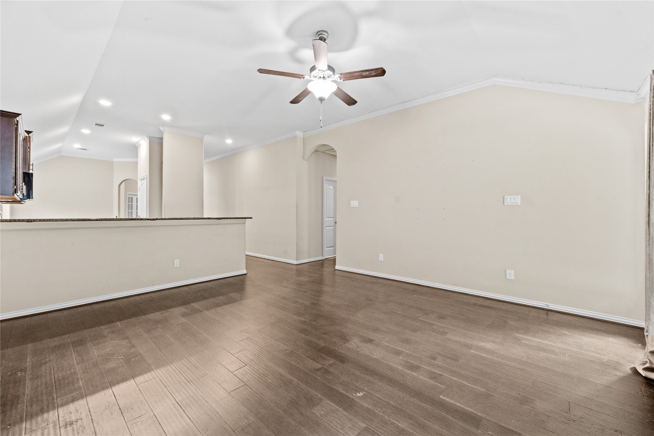 2818 Ridgecliff Court Property Photo 9
