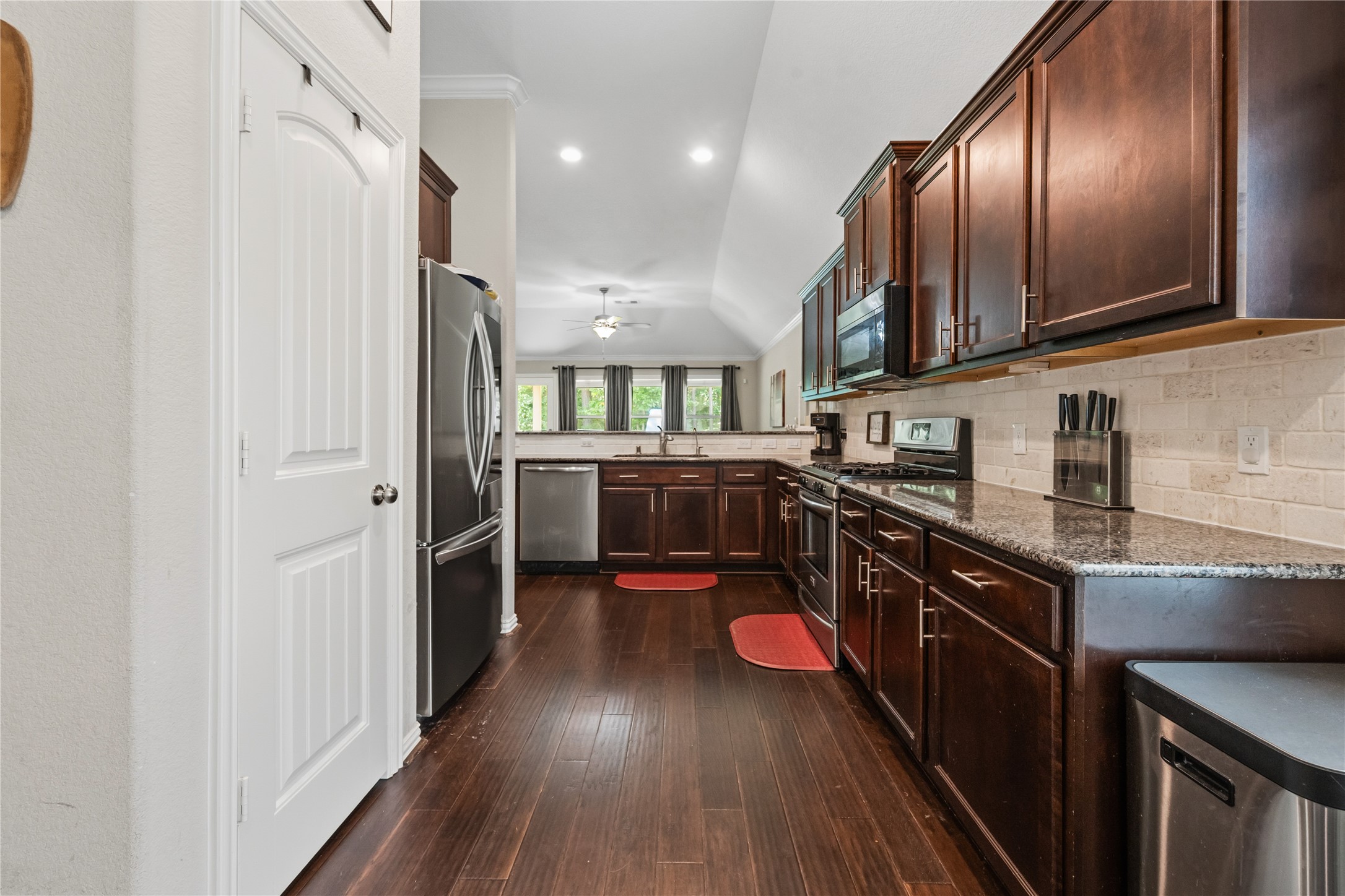 2818 Ridgecliff Court Property Photo 11