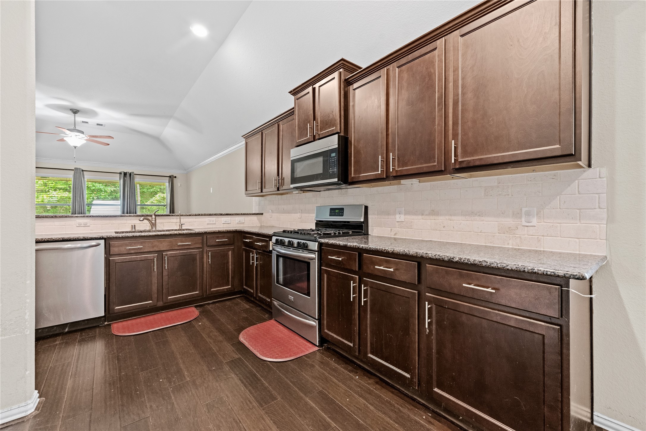 2818 Ridgecliff Court Property Photo 11
