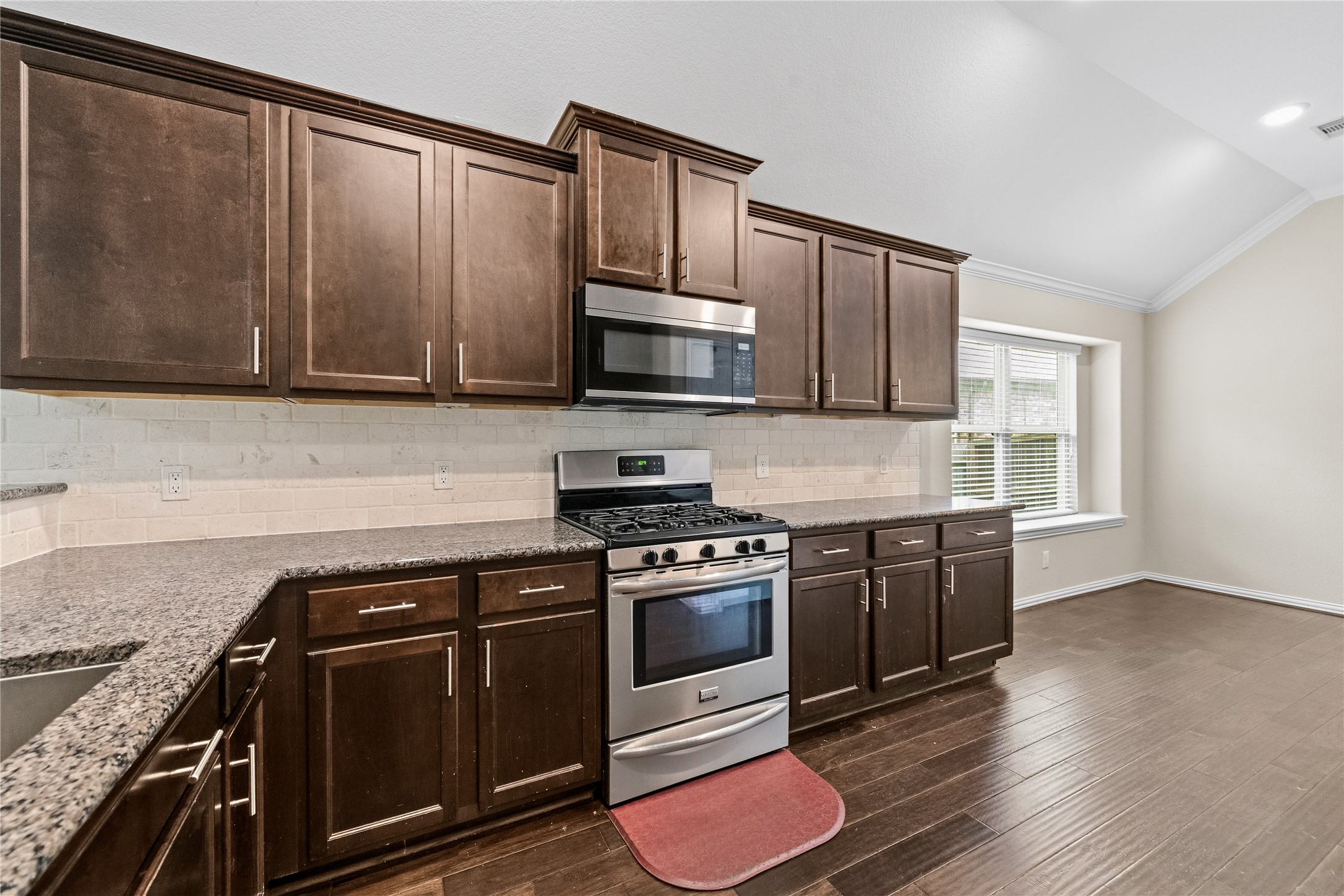 2818 Ridgecliff Court Property Photo 13