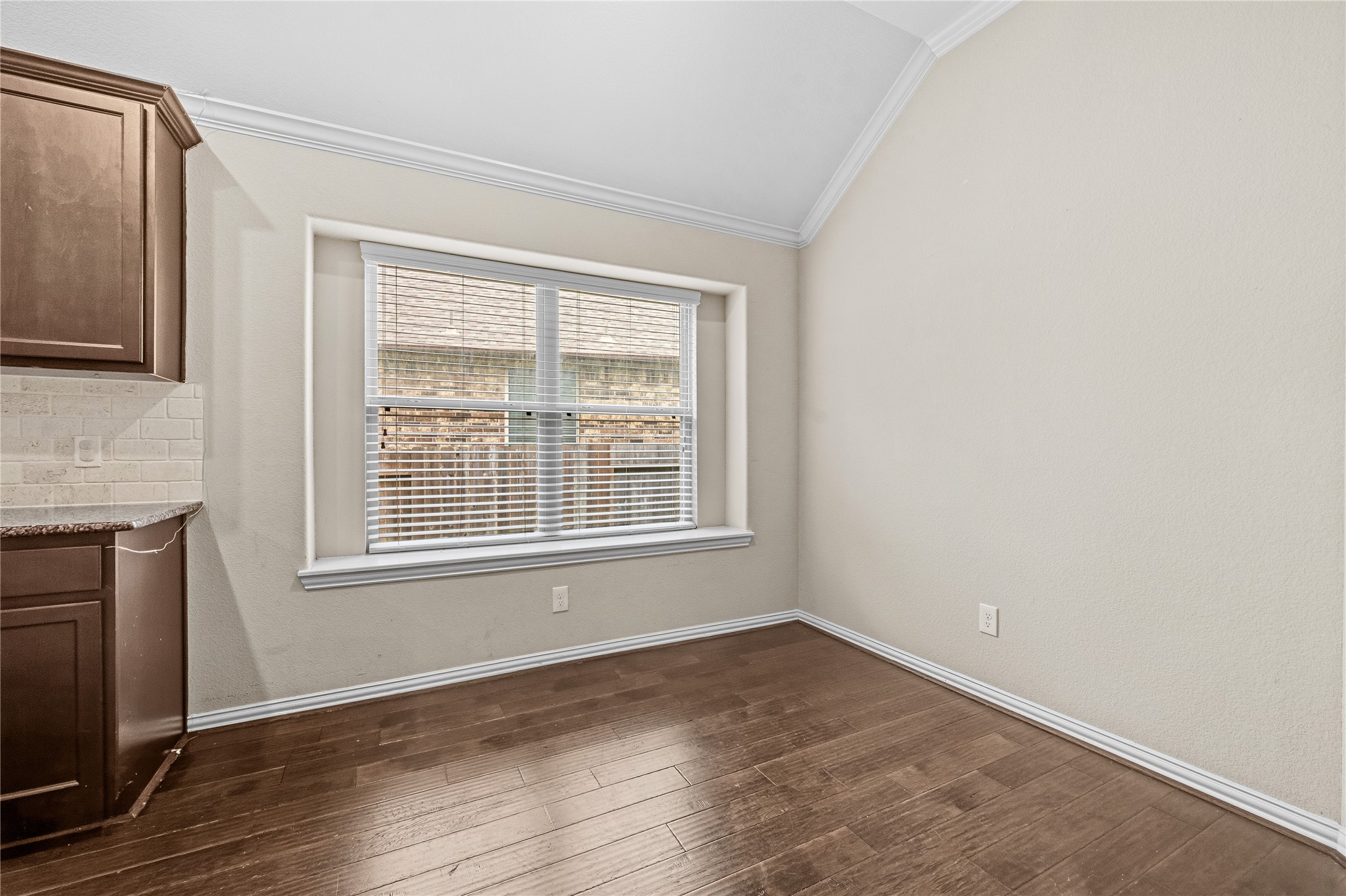 2818 Ridgecliff Court Property Photo 14