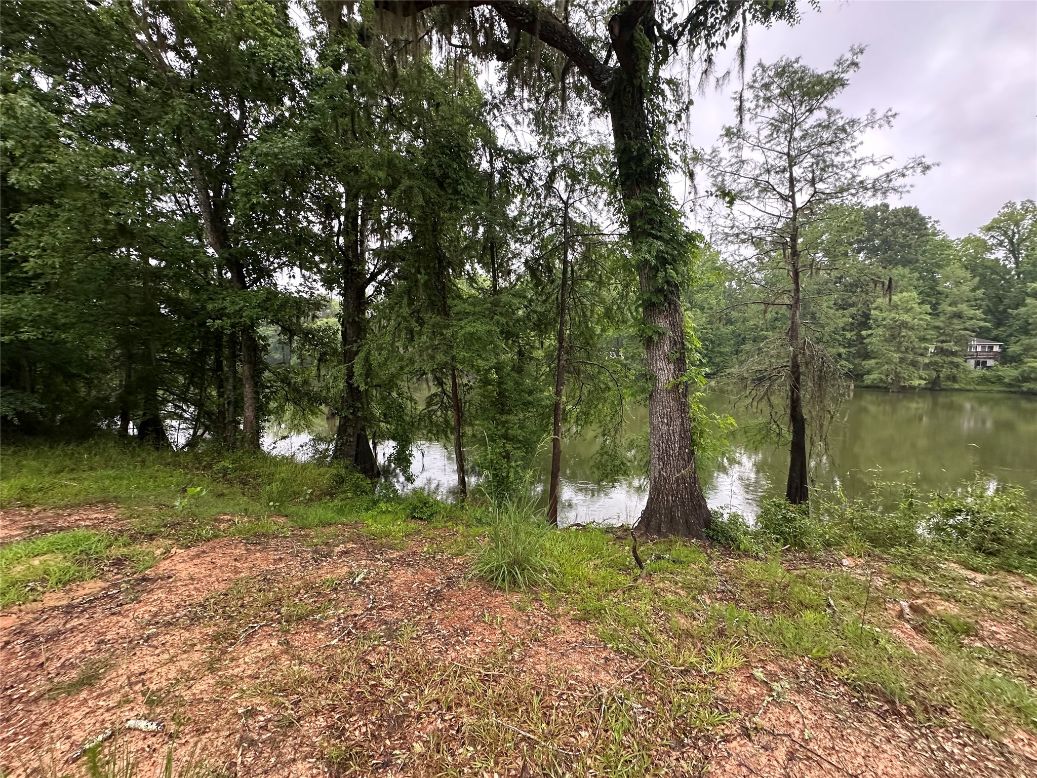 454 Lakeview Drive Property Photo 4