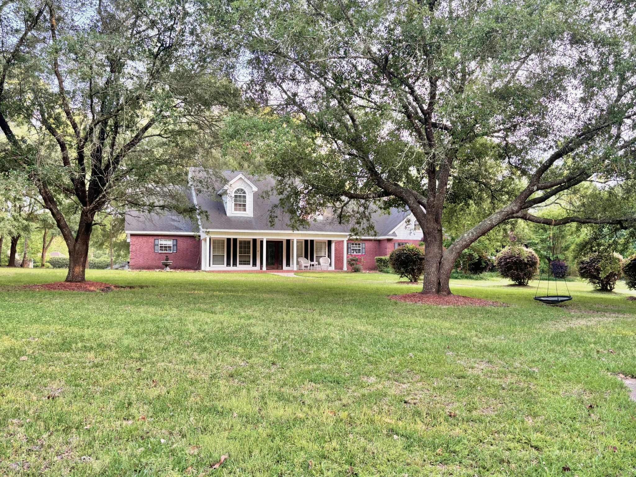 775 Watts Road Property Photo