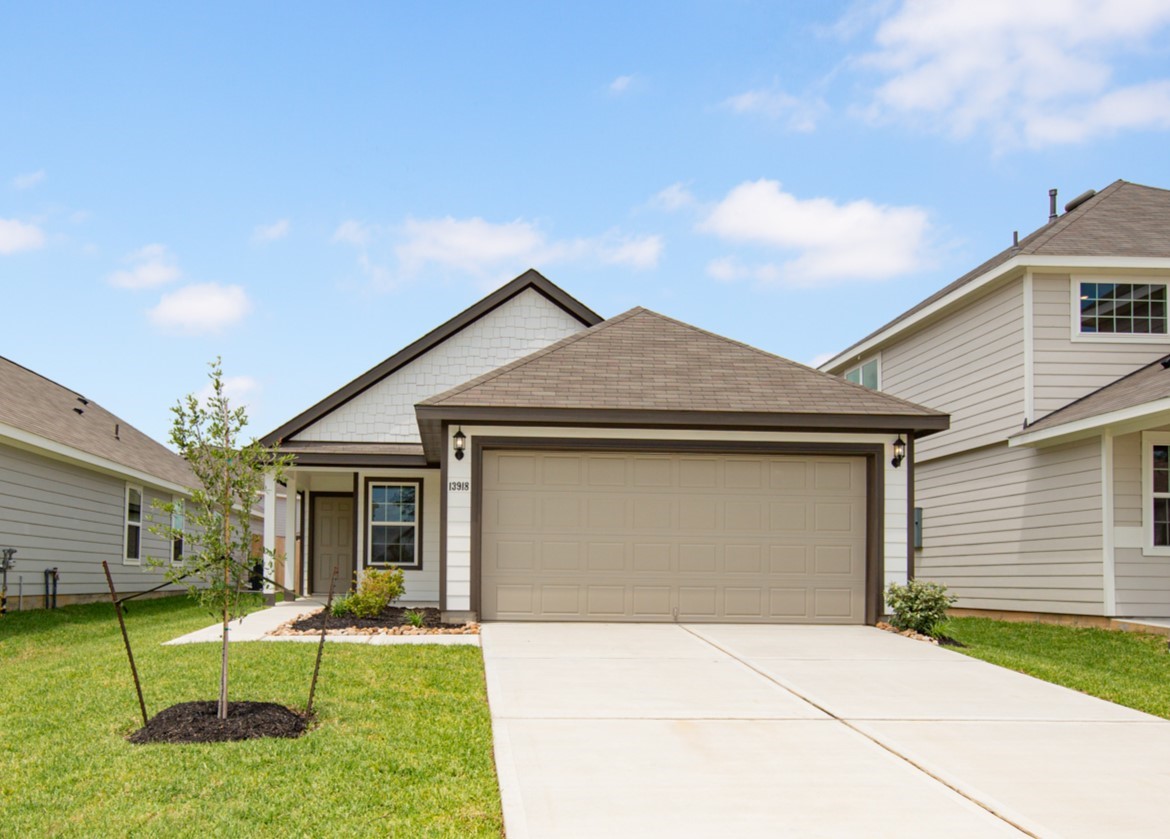 13918 Diamondback Drive Property Photo 1