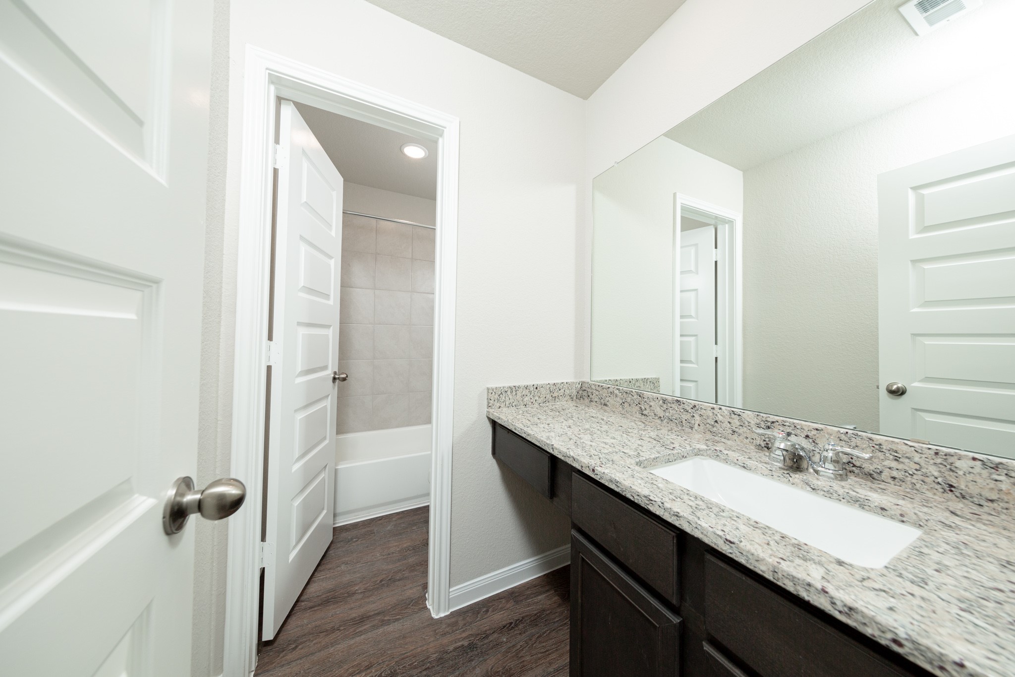 13918 Diamondback Drive Property Photo 10