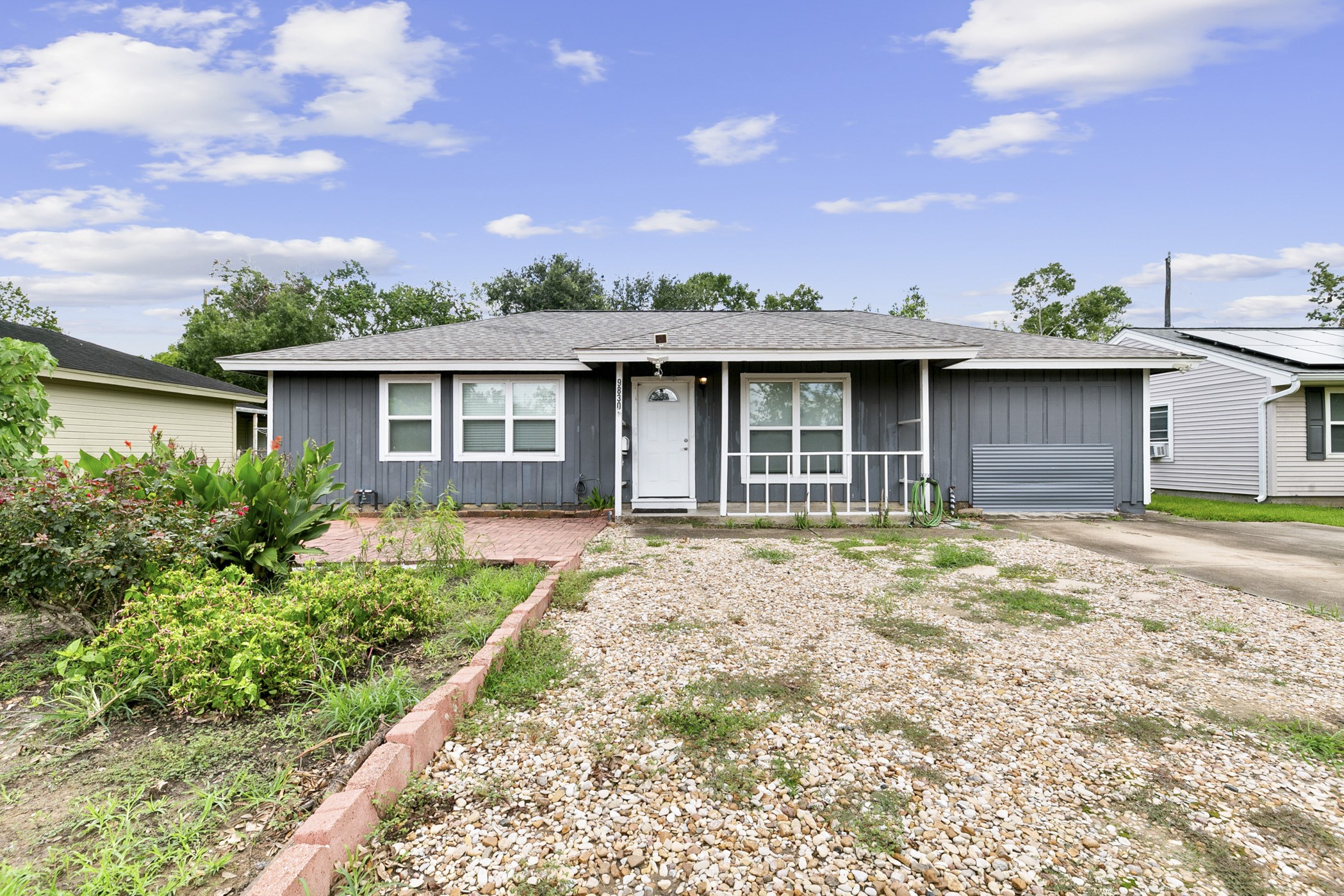 9830 Sumerlin Street Property Photo 1