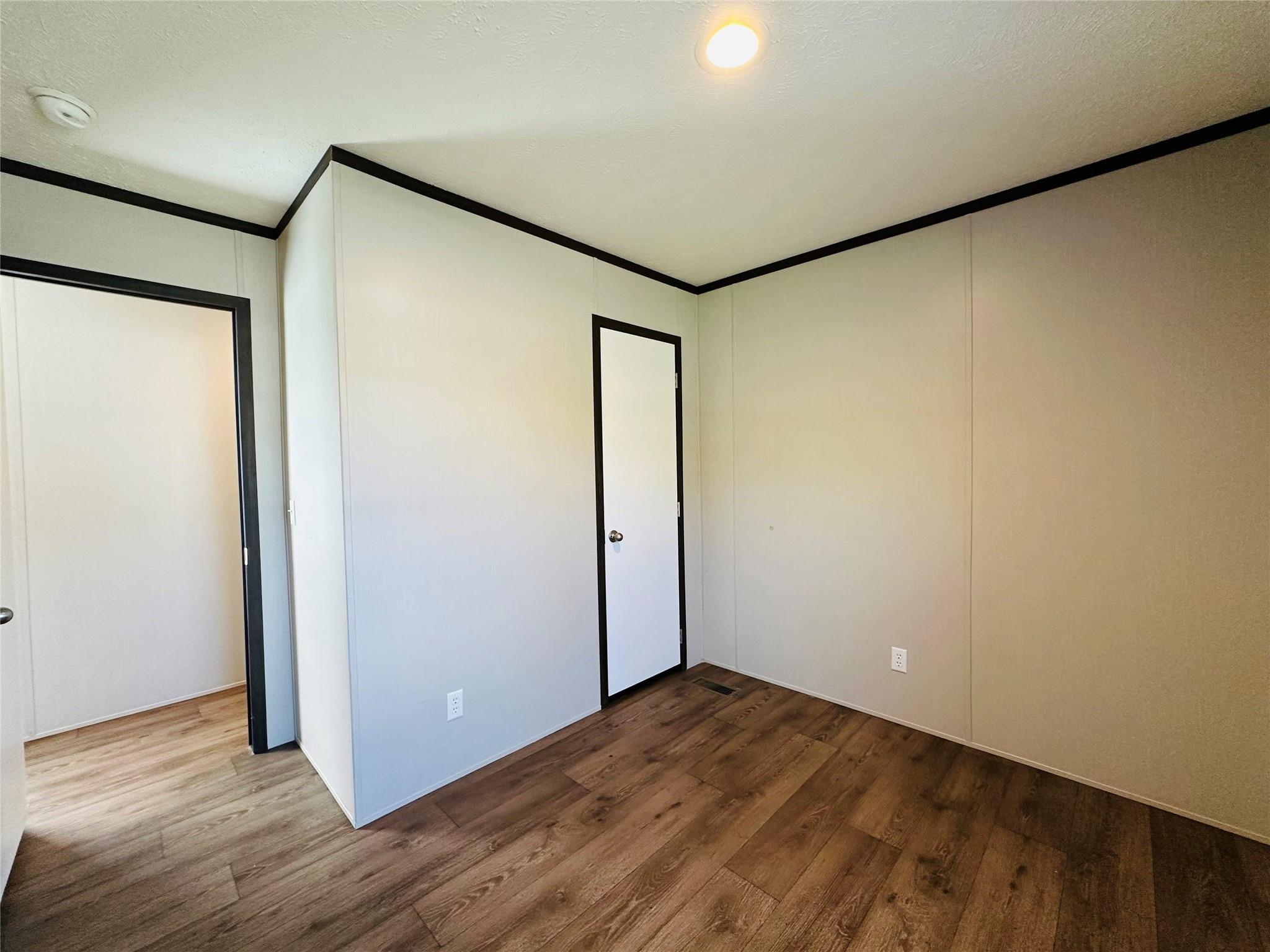 25226 Twin Oaks Property Photo 14