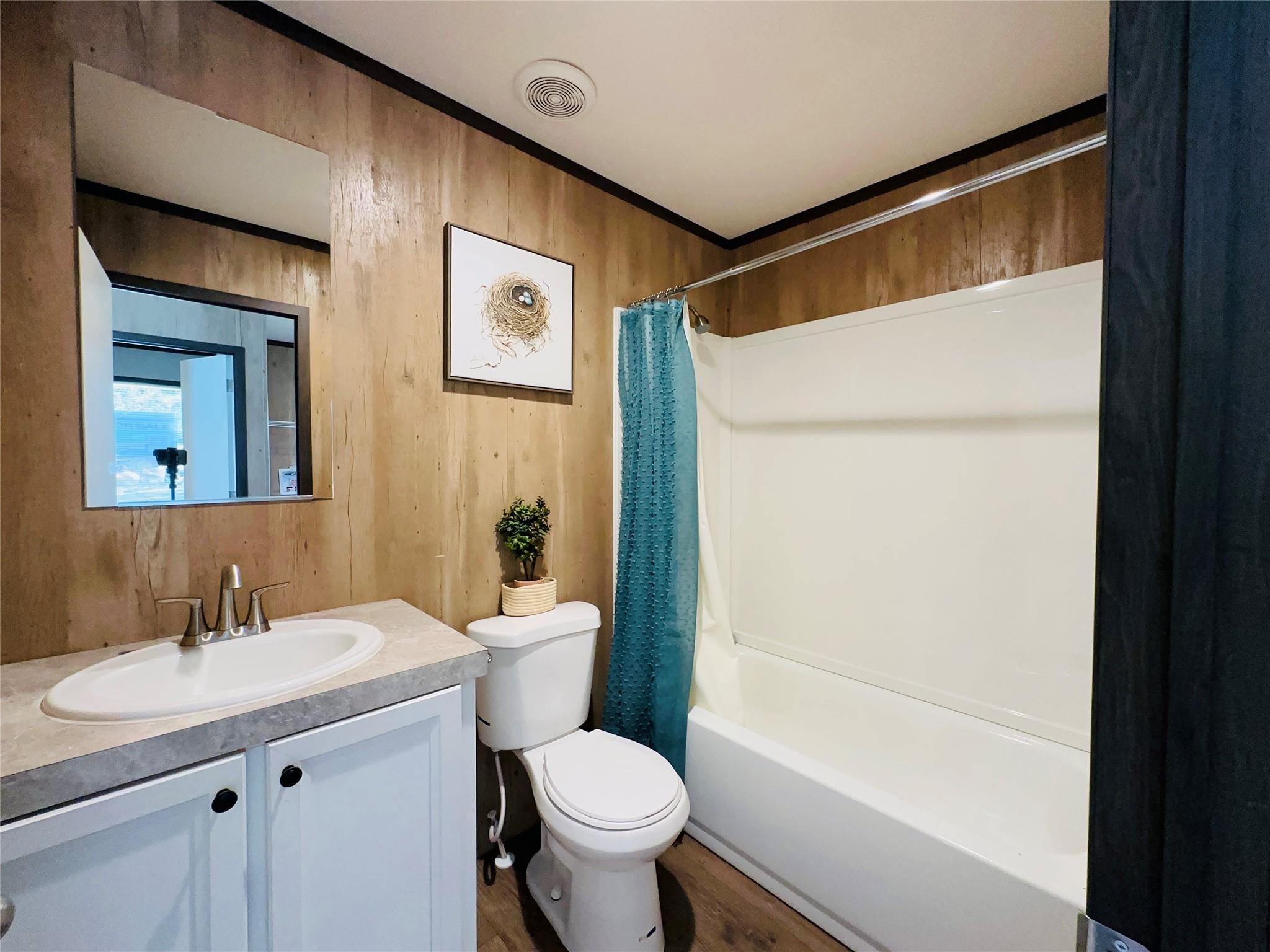 25226 Twin Oaks Property Photo 16