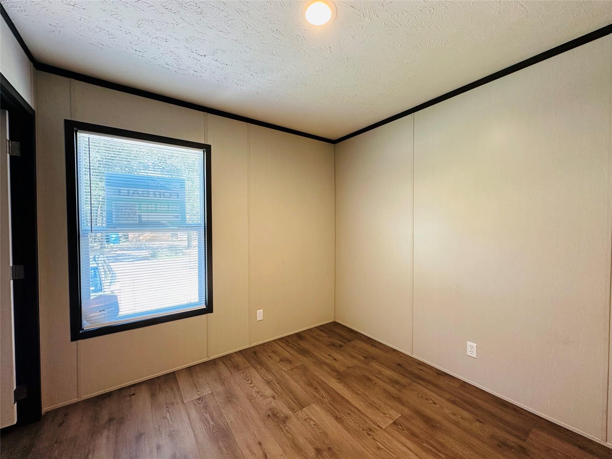 25226 Twin Oaks Property Photo 18