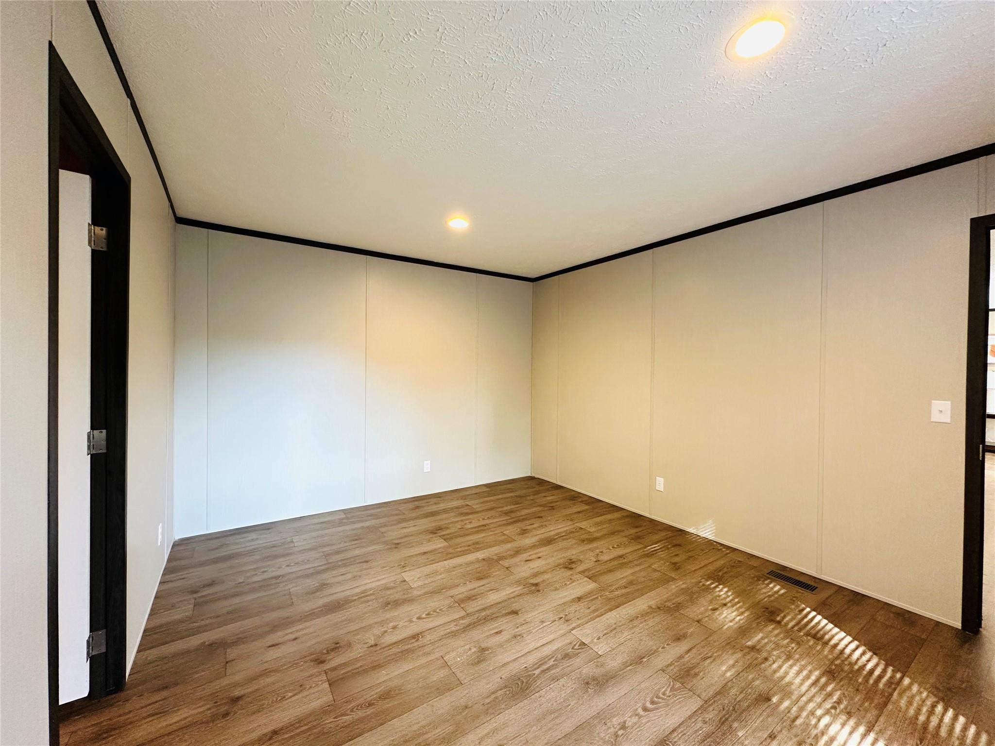 25226 Twin Oaks Property Photo 23