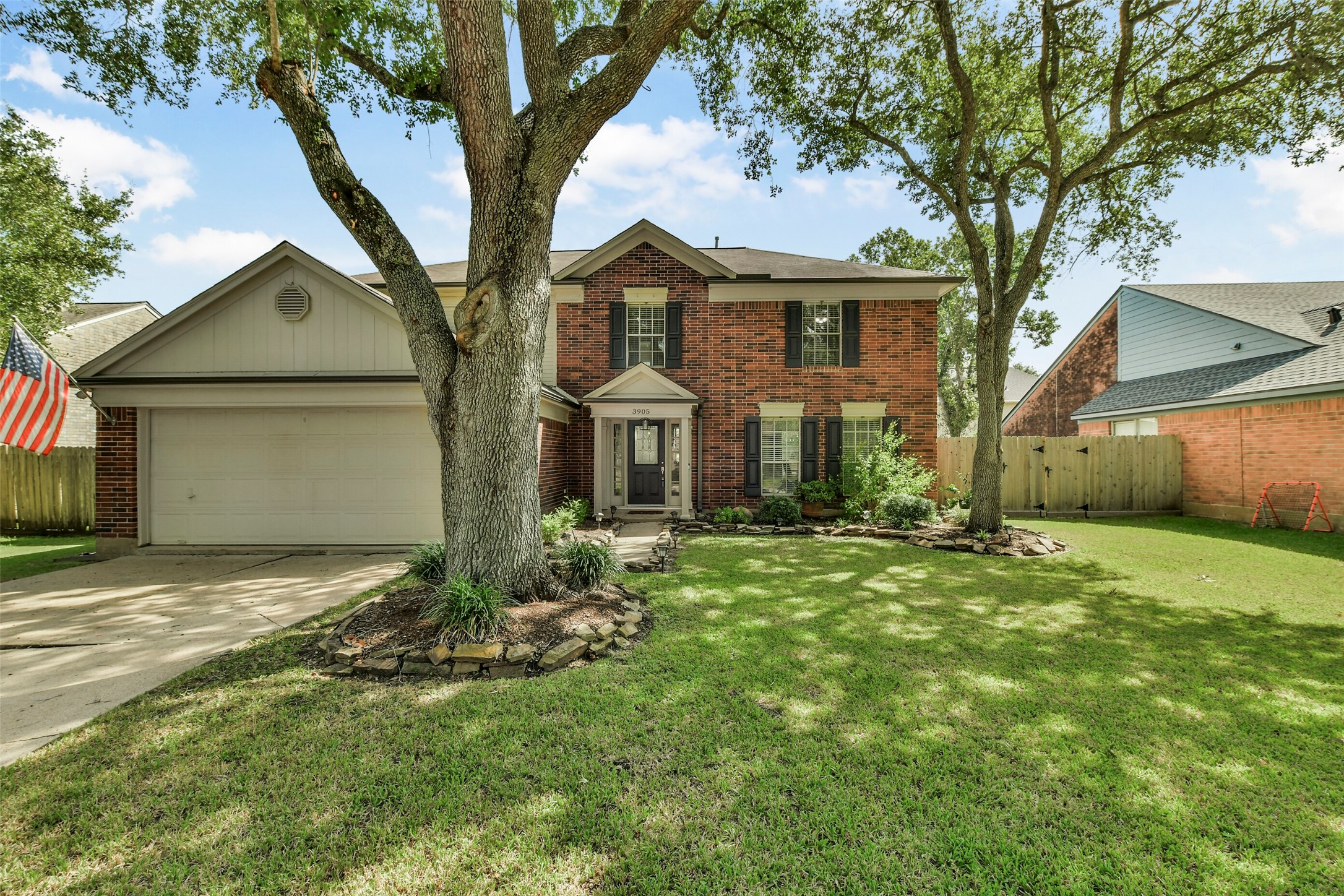 3905 Spring Circle Drive W Property Photo 1