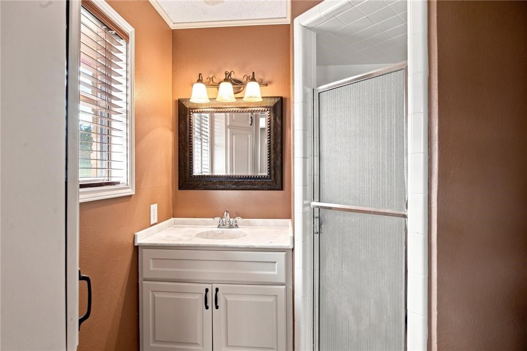 108 Castleway Street Property Photo 18