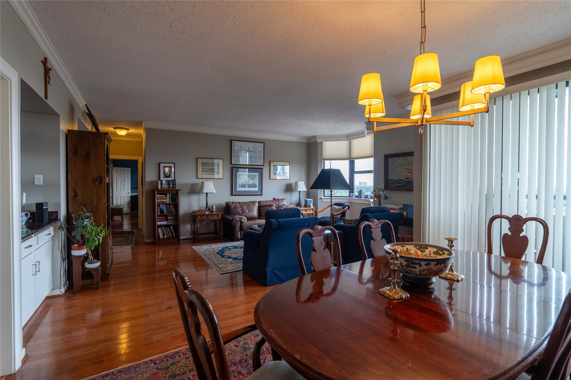 651 Bering Drive 1301 Property Photo 4