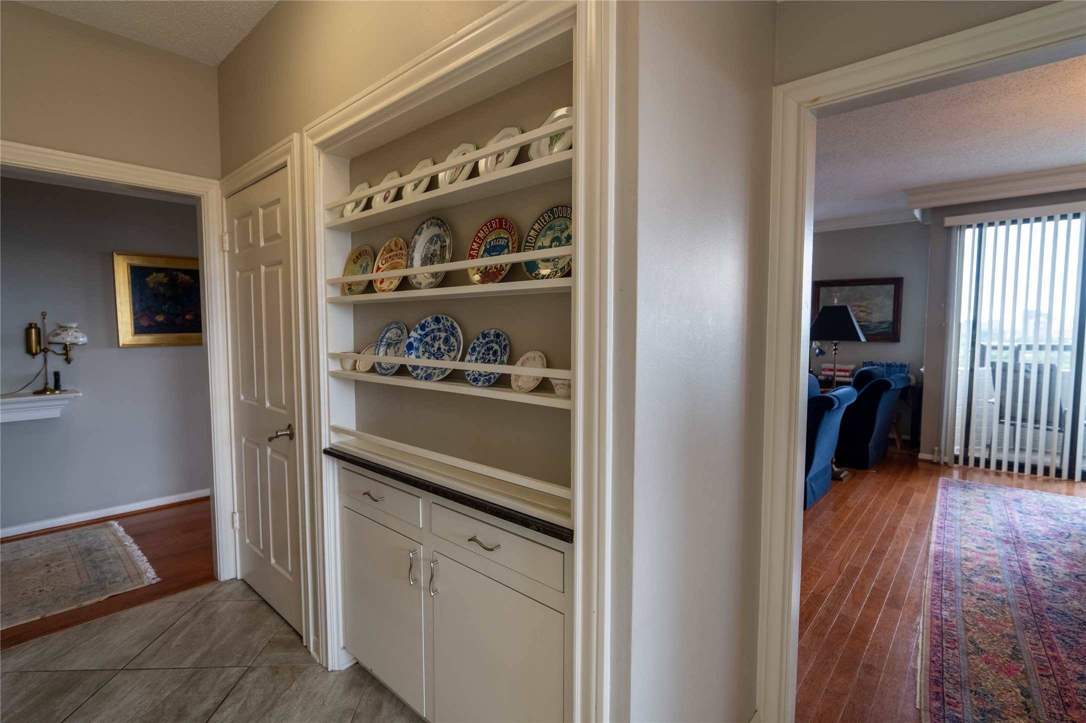 651 Bering Drive 1301 Property Photo 11