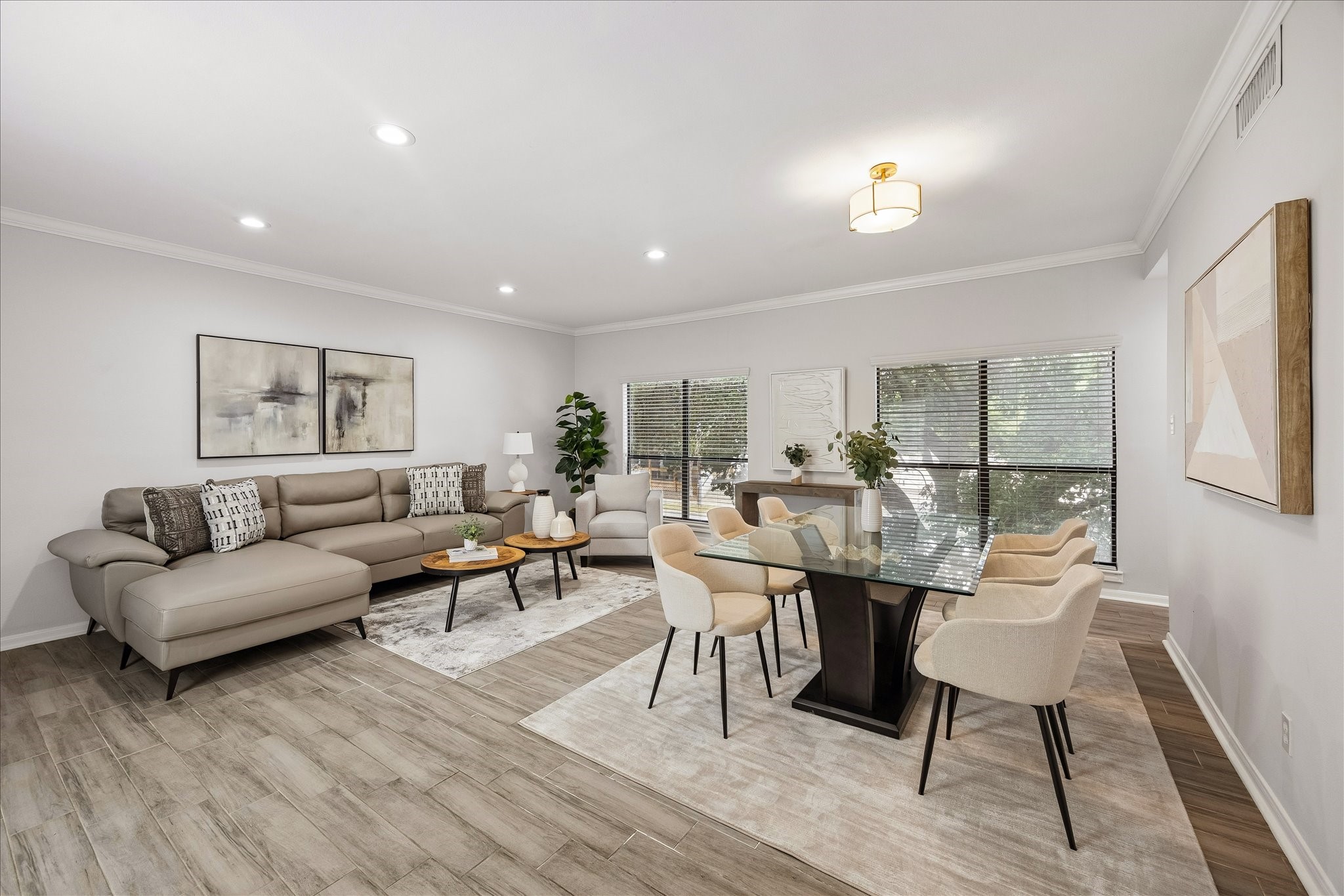 402 Tuam Street 3 Property Photo 2