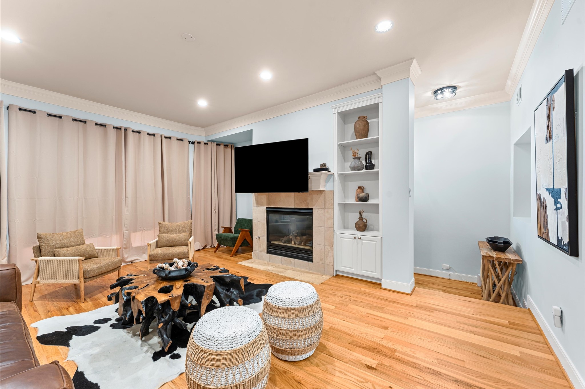 2201 Crocker Street Property Photo 6