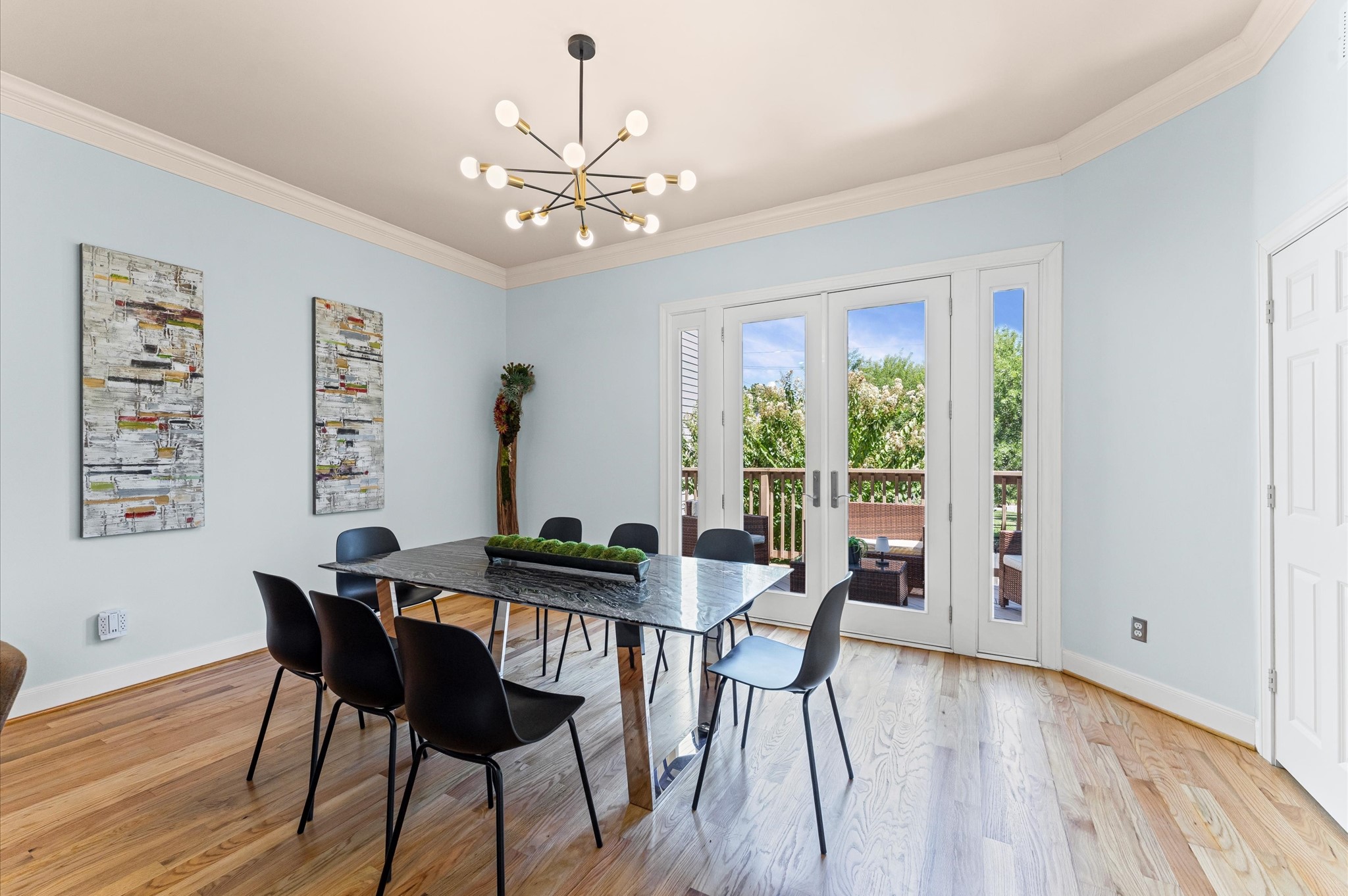 2201 Crocker Street Property Photo 14